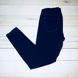 FOREVER 21 Skinny Jeans